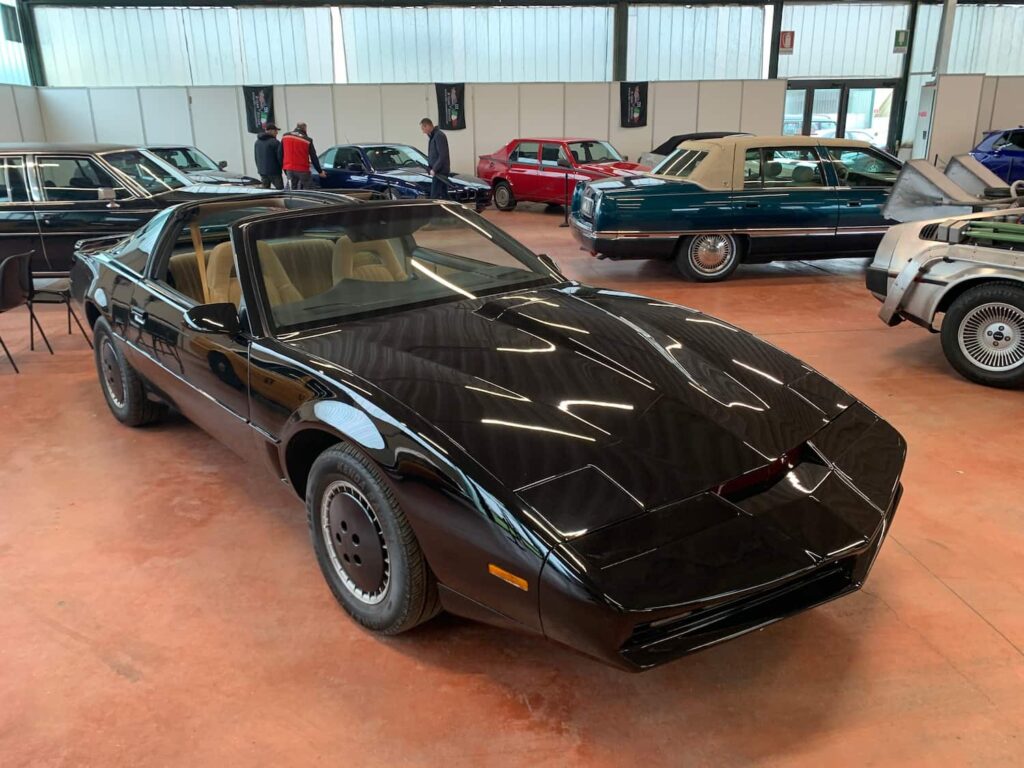 La replica della Pontiac Trans A, T.Top di Supercar e Knight Rider (1983)
